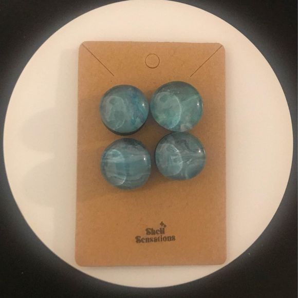 Set of 4 hand painted blue magnets - Picture 2 of 2